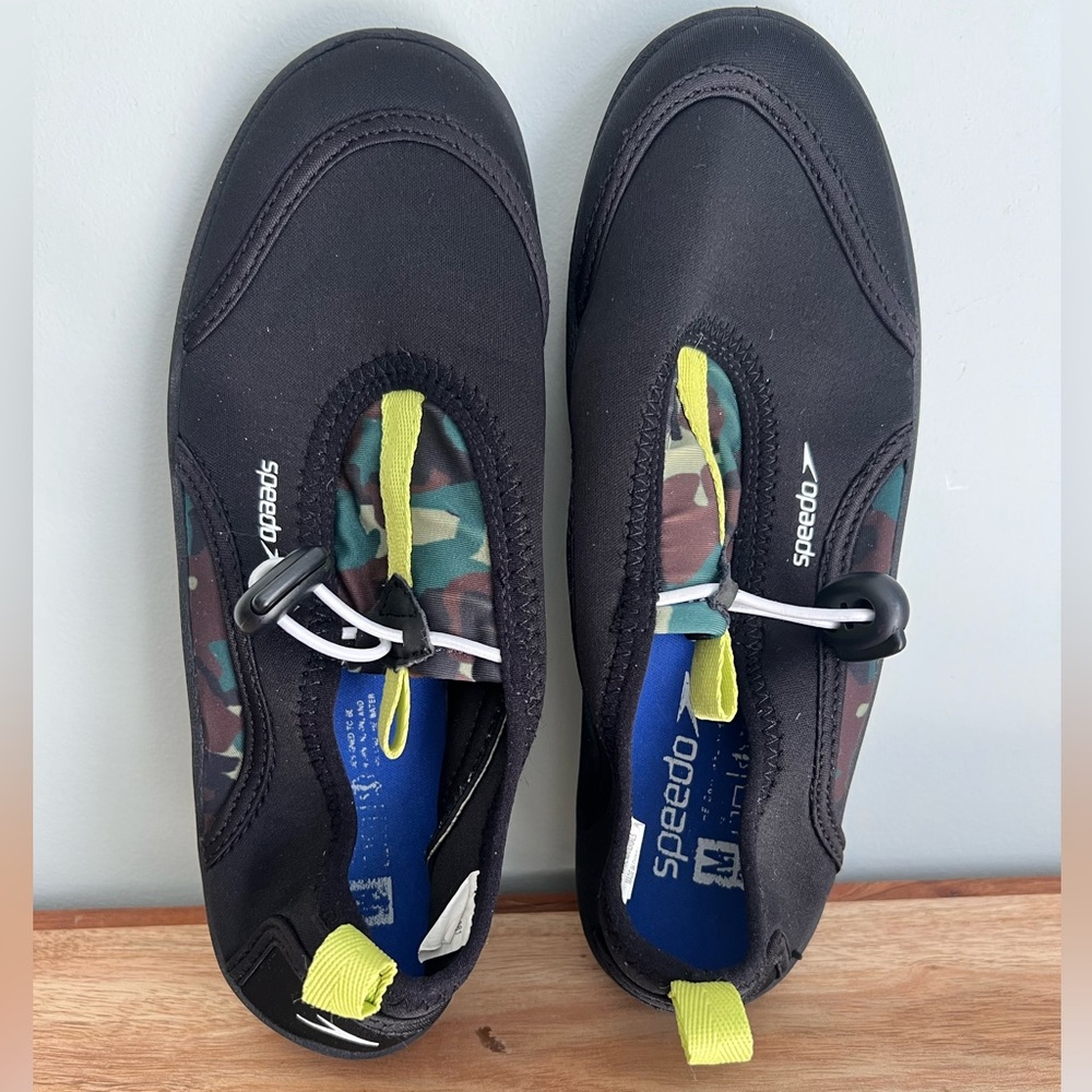 Speedo Kids Water- Swim Shoes - Camo Sz. M (7-8)